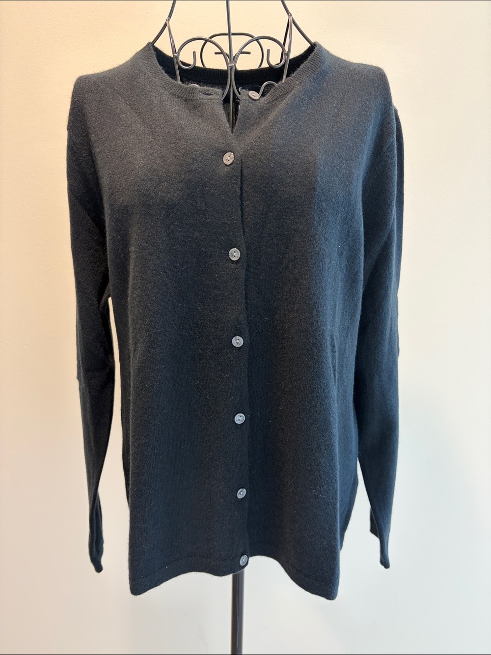 Women’s Lands’ End 100% Cashmere Cardigan, size large petite, black